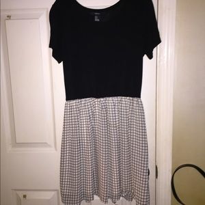 Black and White Skater Dress